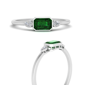 Bezel Emerald Horizontal Ring