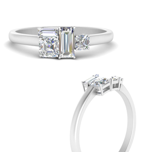 Asymmetrical Offbeat Diamond Ring