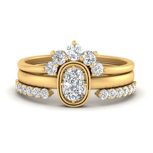 Solitaire Ring With Crown Bands
