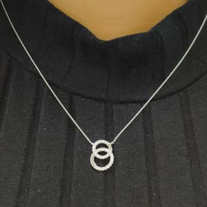 double-circle-diamond-necklace-in-fdpd10835-fancy-nl-wg