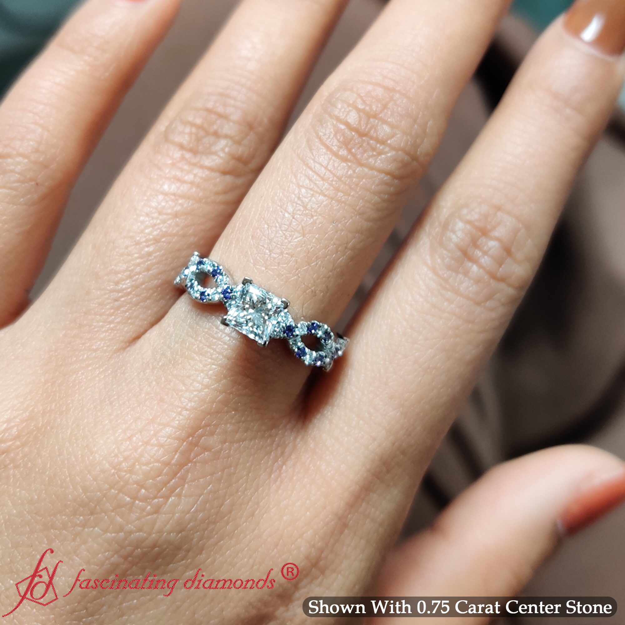 0.75 Carat Princess Cut Infinity Ring with 950 Platinum Purple Amethyst