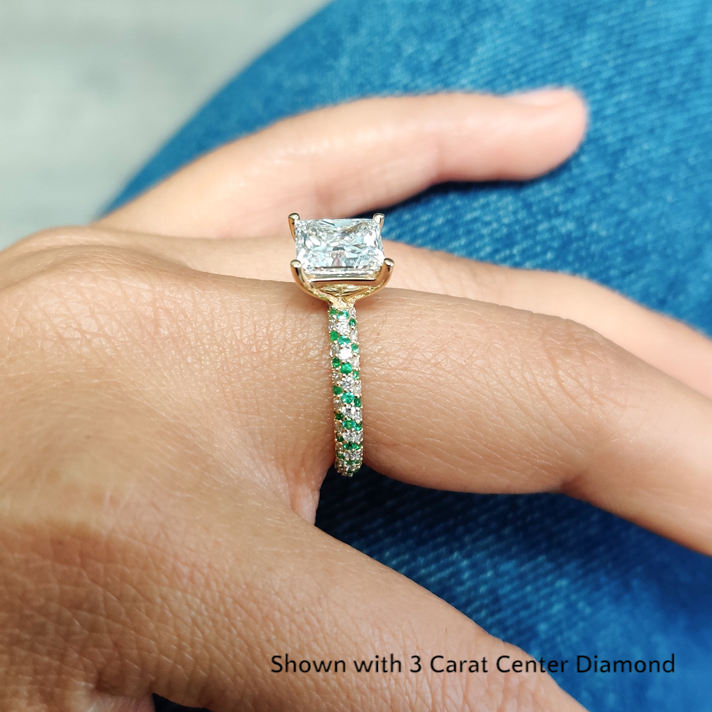 4 Carat Emerald on 18k Gold Textured Ring – Disa Allsopp Ltd