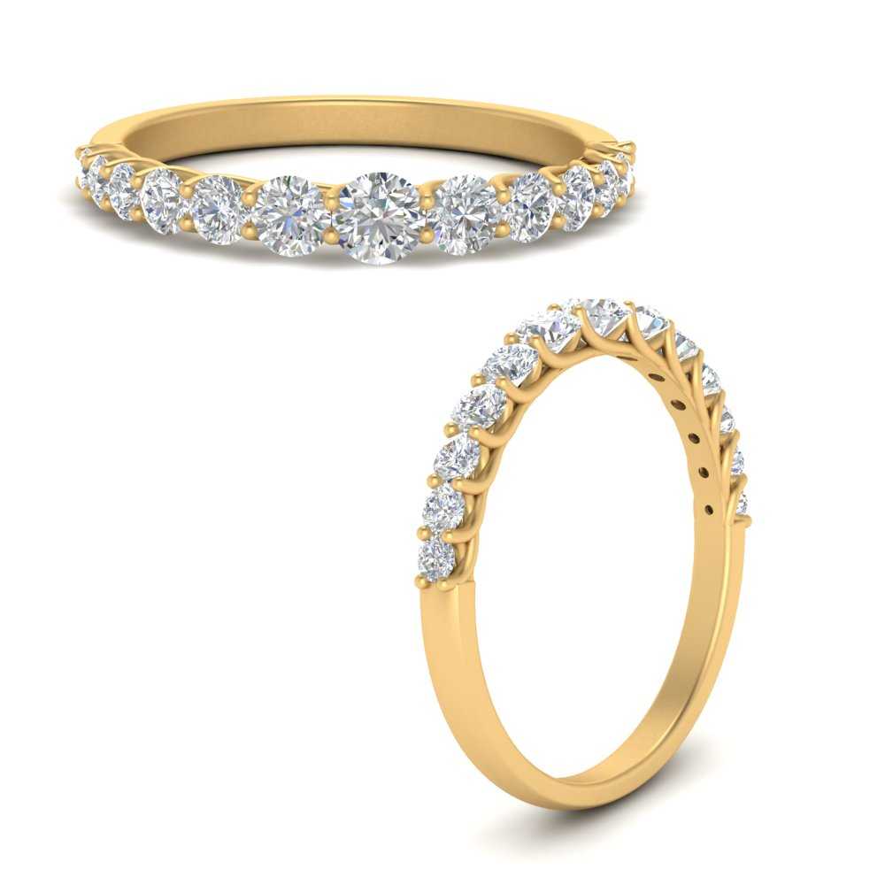 Graduated Diamond Anniversary Band In 18K Yellow Gold Fascinating