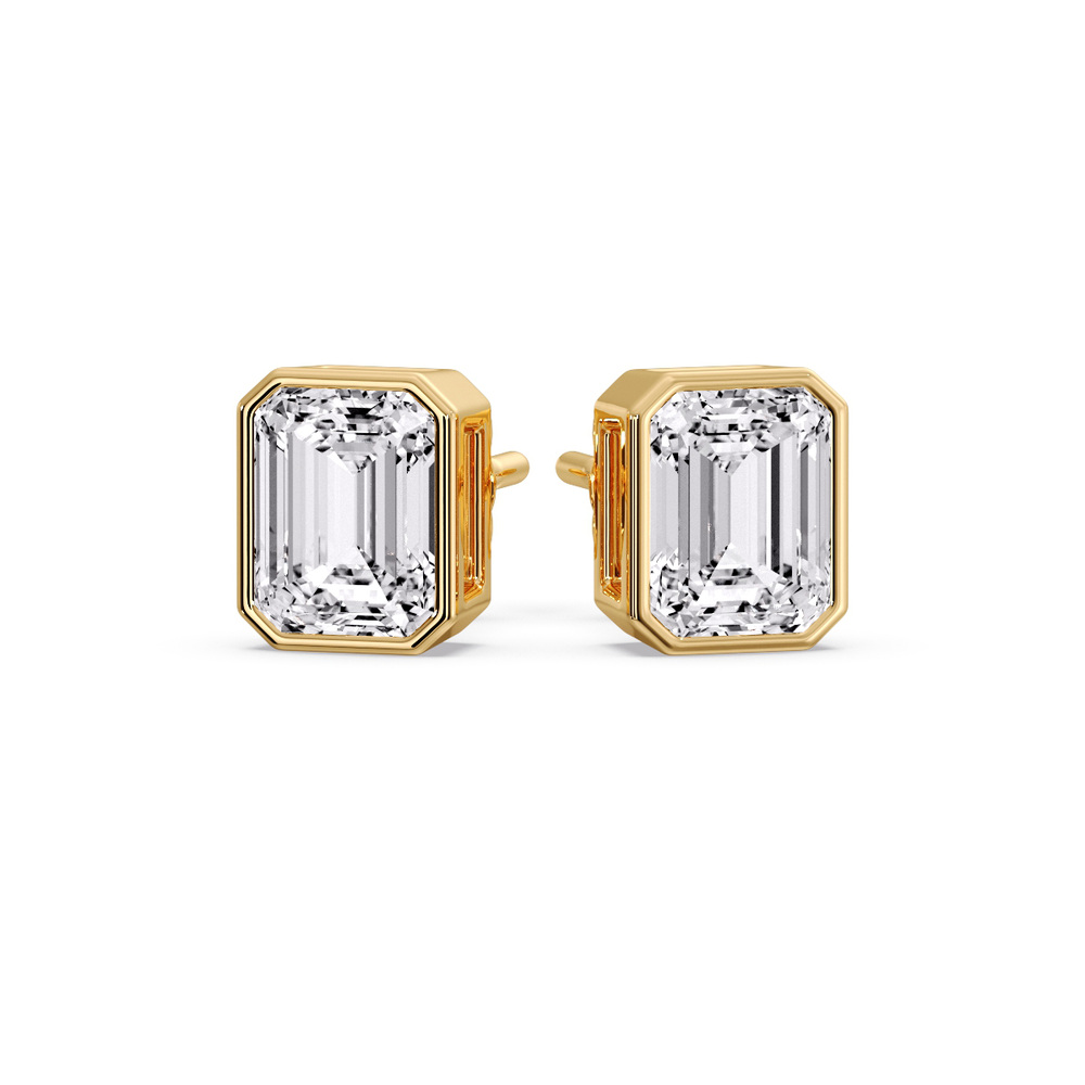 4 Carat Bezel Stud Earring Emerald Diamond with 14K Yellow Gold White Diamond