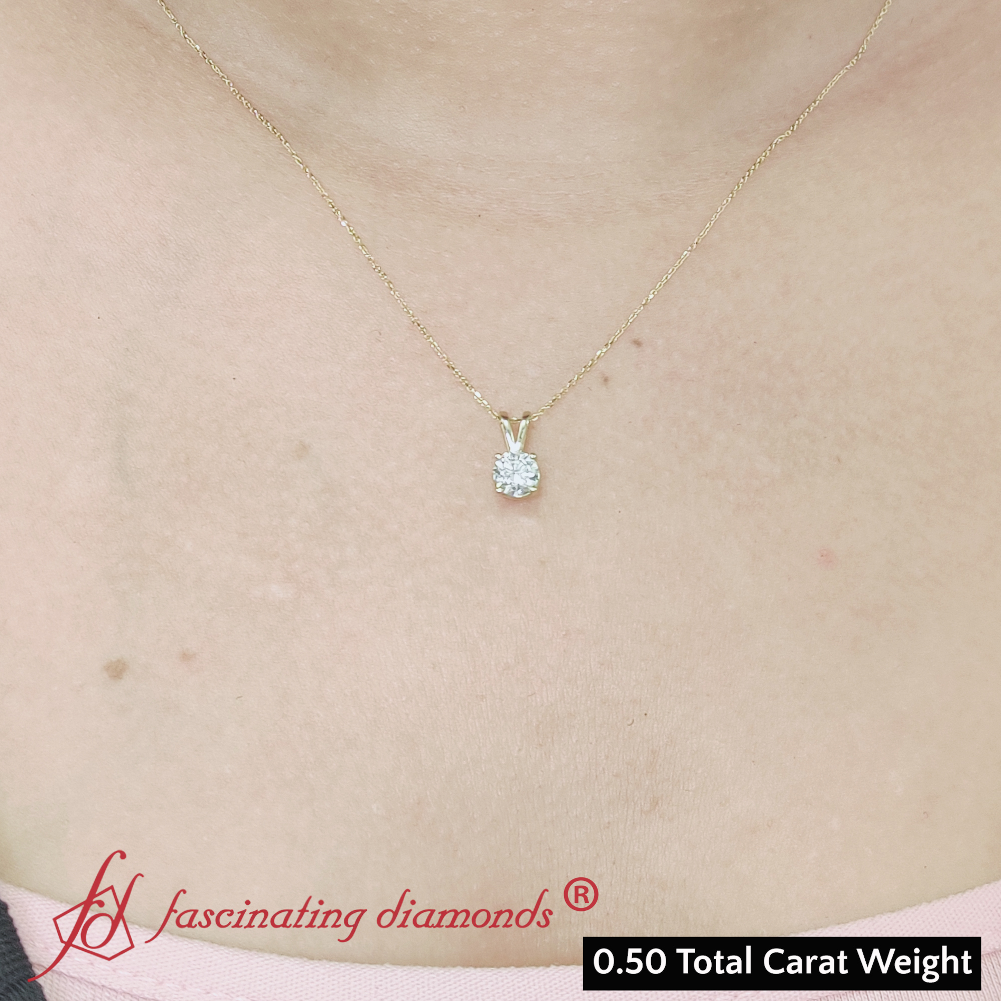 Round 4 Prong Solitaire Diamond 0.50 Carat Pendant with 18K Yellow Gold White Diamond
