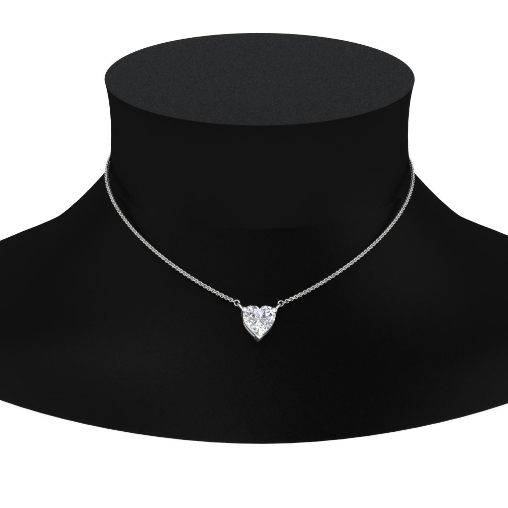 Diamond heart solitaire fashion necklace