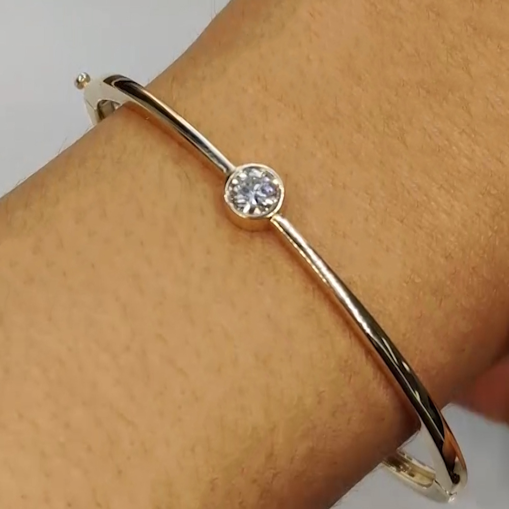 0.50 Ct. Diamond Solitaire Bangle Bracelet In 14K Yellow Gold