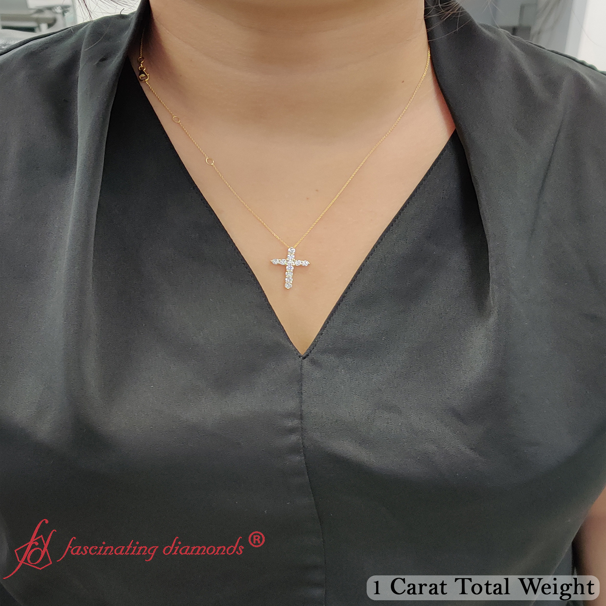 LADIES CROSS PENDANT WITH CHAIN 1.00CT ROUND DIAMOND 14K WHITE GOLD