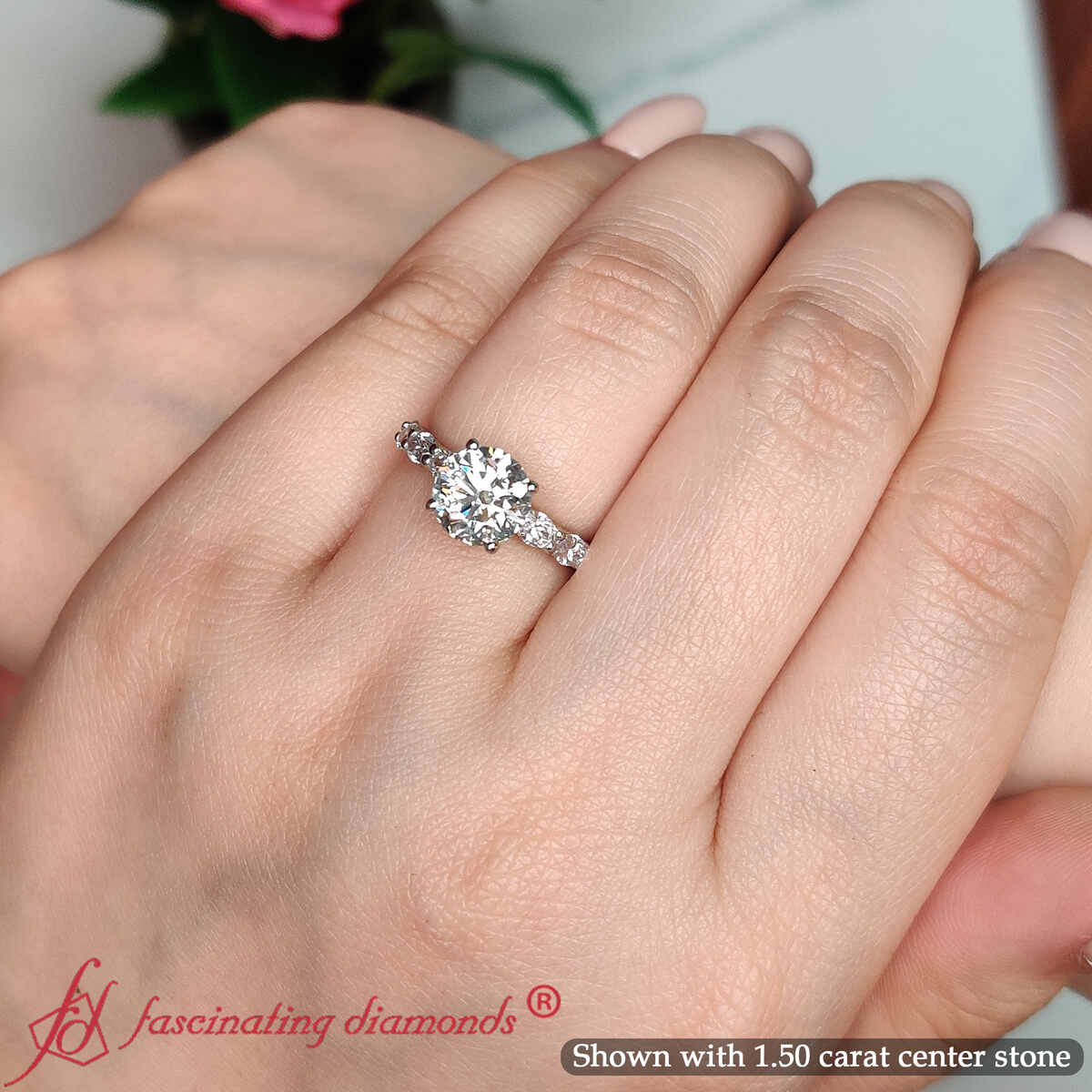 Round Shaped Oval Accented Engagement Ring with White Diamond in 950 Platinum