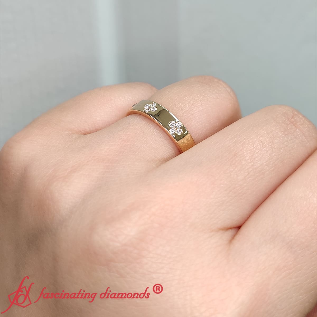 Clover Leaf Flower Diamond Nature Inspired Band with 14K Yellow Gold White Diamond
