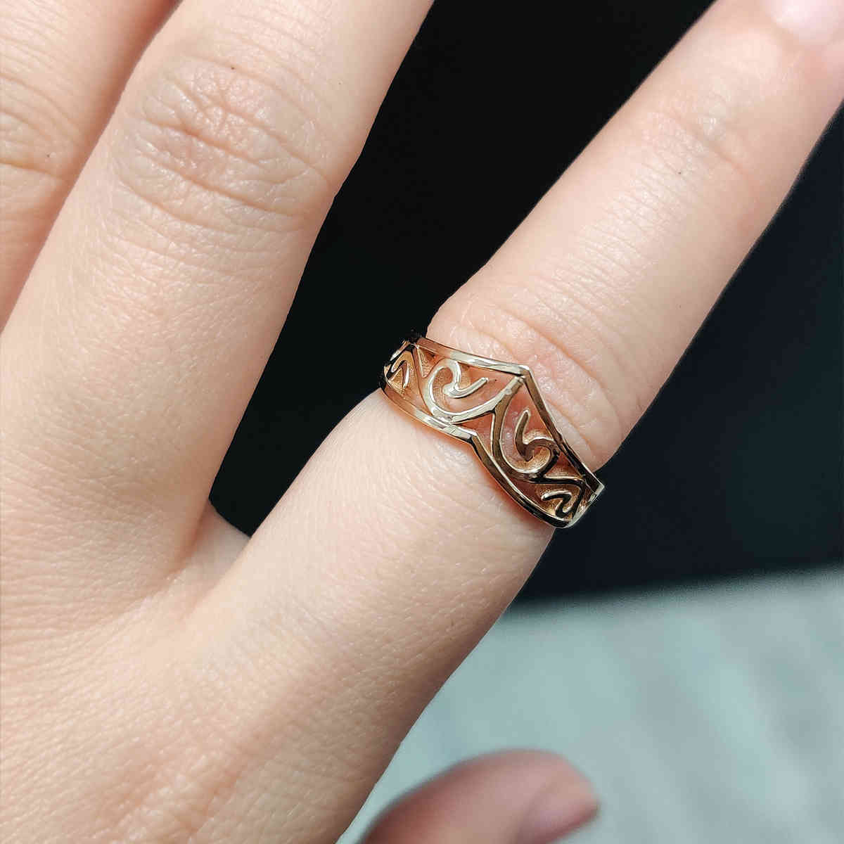 Celtic Curved Wedding Band Filigree with 14K Yellow Gold undefined