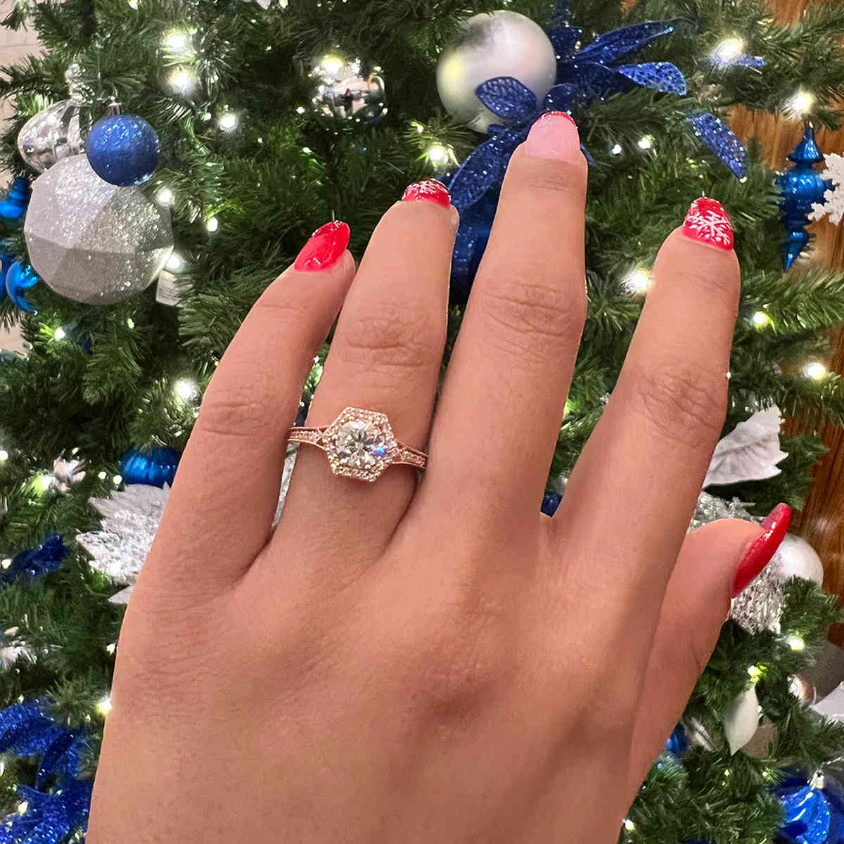 Round Shaped Vintage Hexagon Halo Engagement Ring with White Diamond in 14K Rose Gold