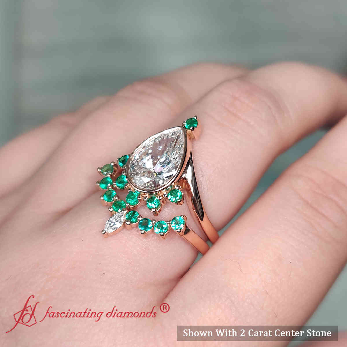 Big Pear Shaped Lab Diamond Crown Wedding Ring Set with 18K Rose Gold Green Emerald