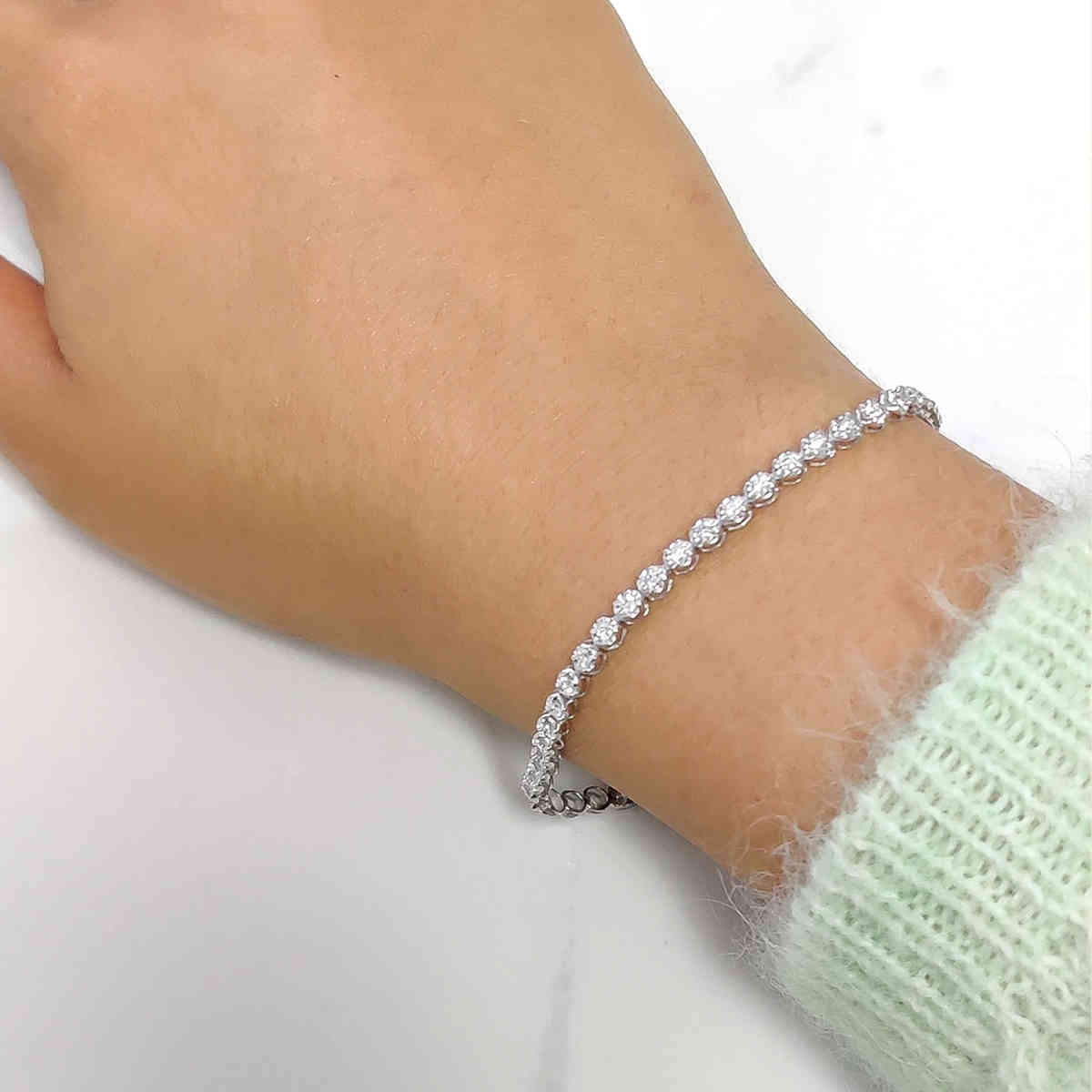 Round Tennis Bracelet For Her with 14K White Gold White Diamond