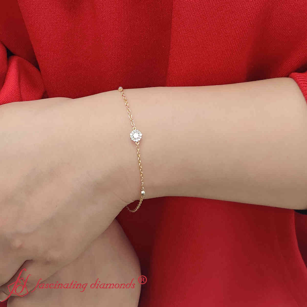 Round Halo Chain Diamond Bracelet with 14K Yellow Gold White Diamond