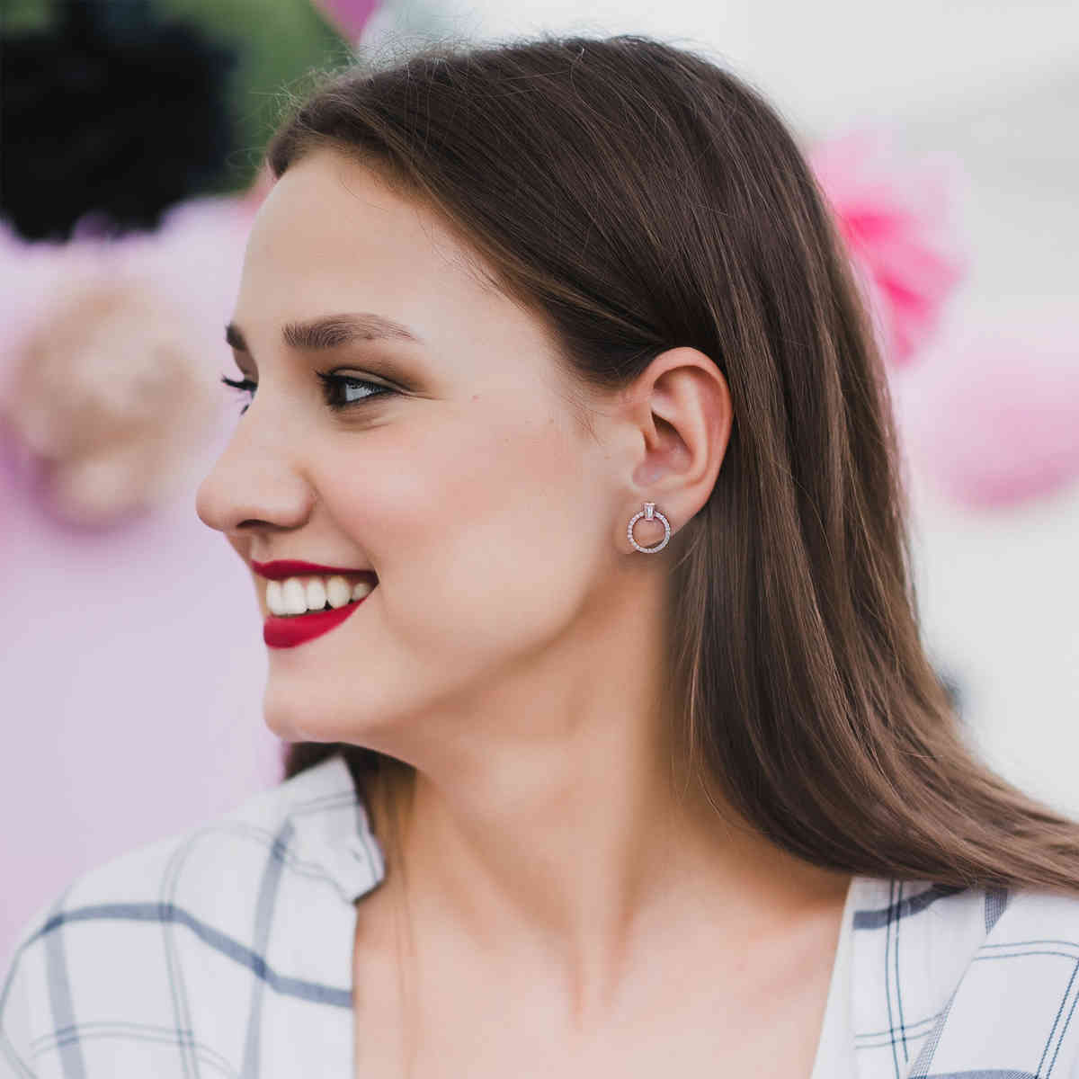 Circle Stud Earring with 14K Rose Gold White Diamond